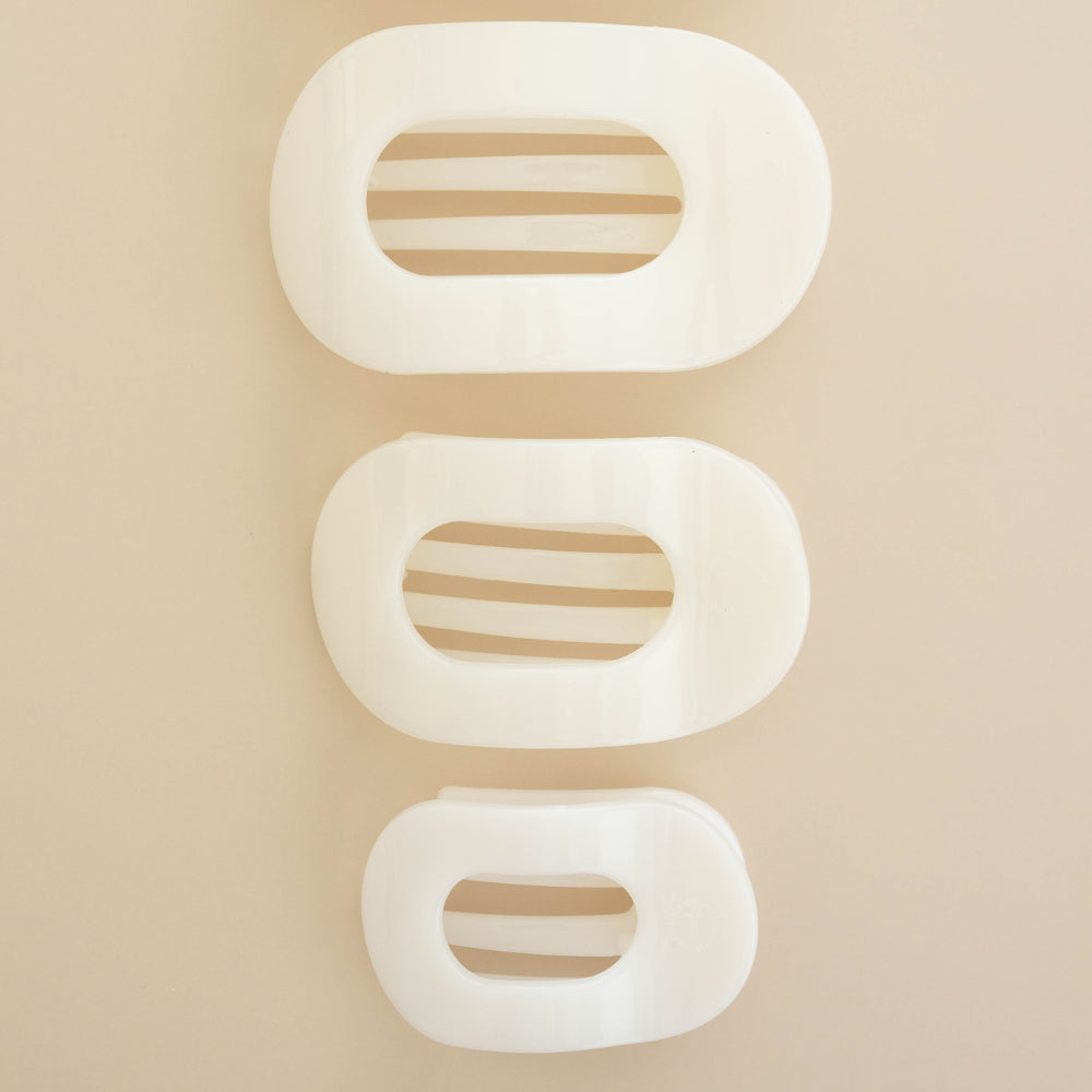 Coconut White Tiny Flat Round Clip