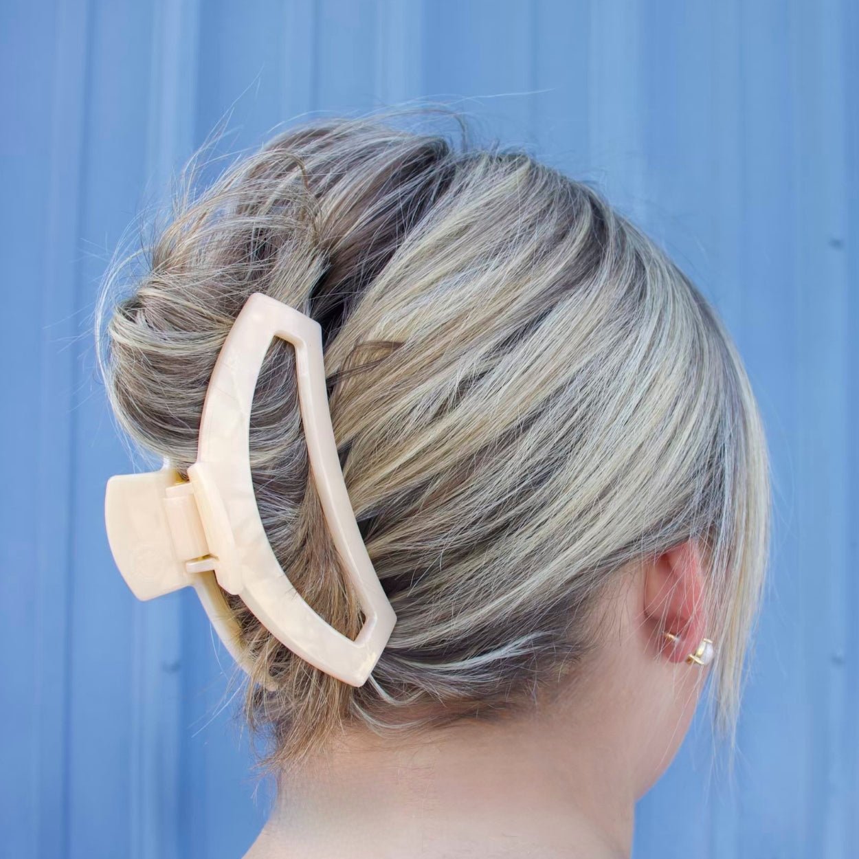 Open Soft Surf Large Hair Clip