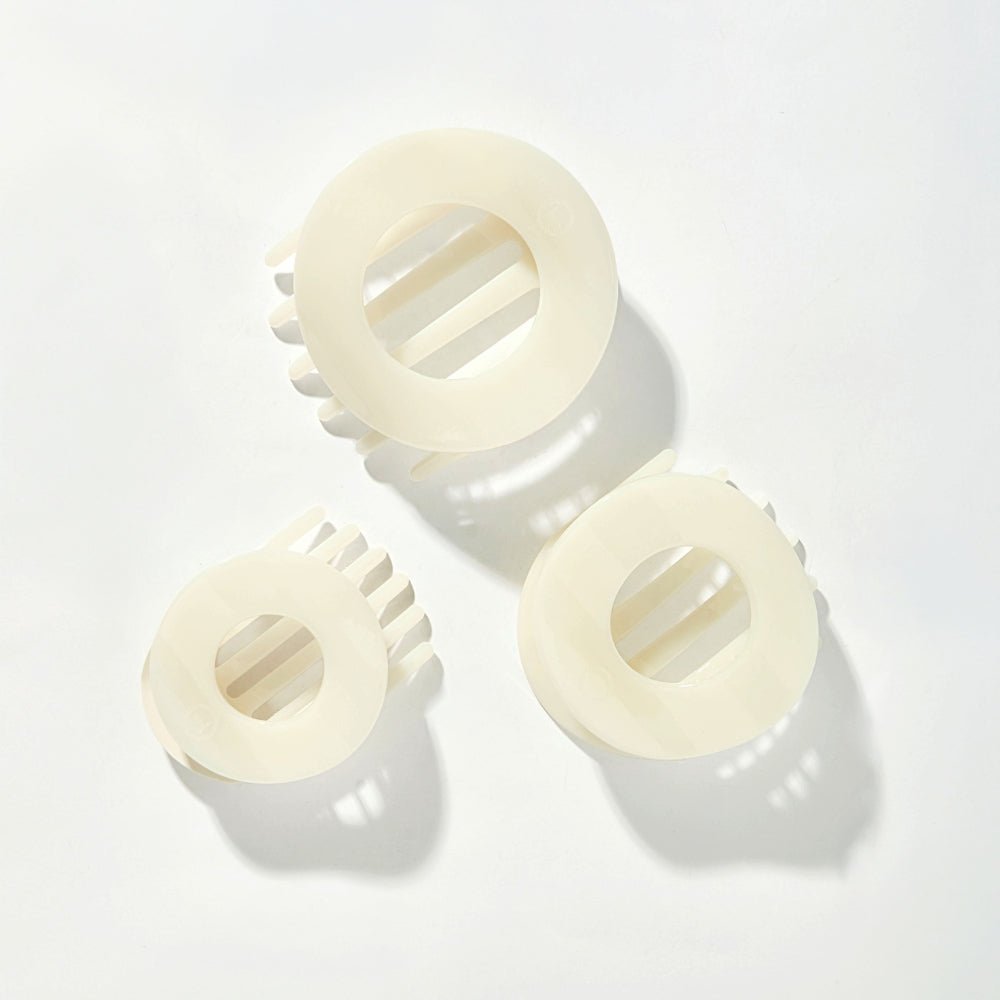 Coconut White Medium Flat Circle Hair Clip
