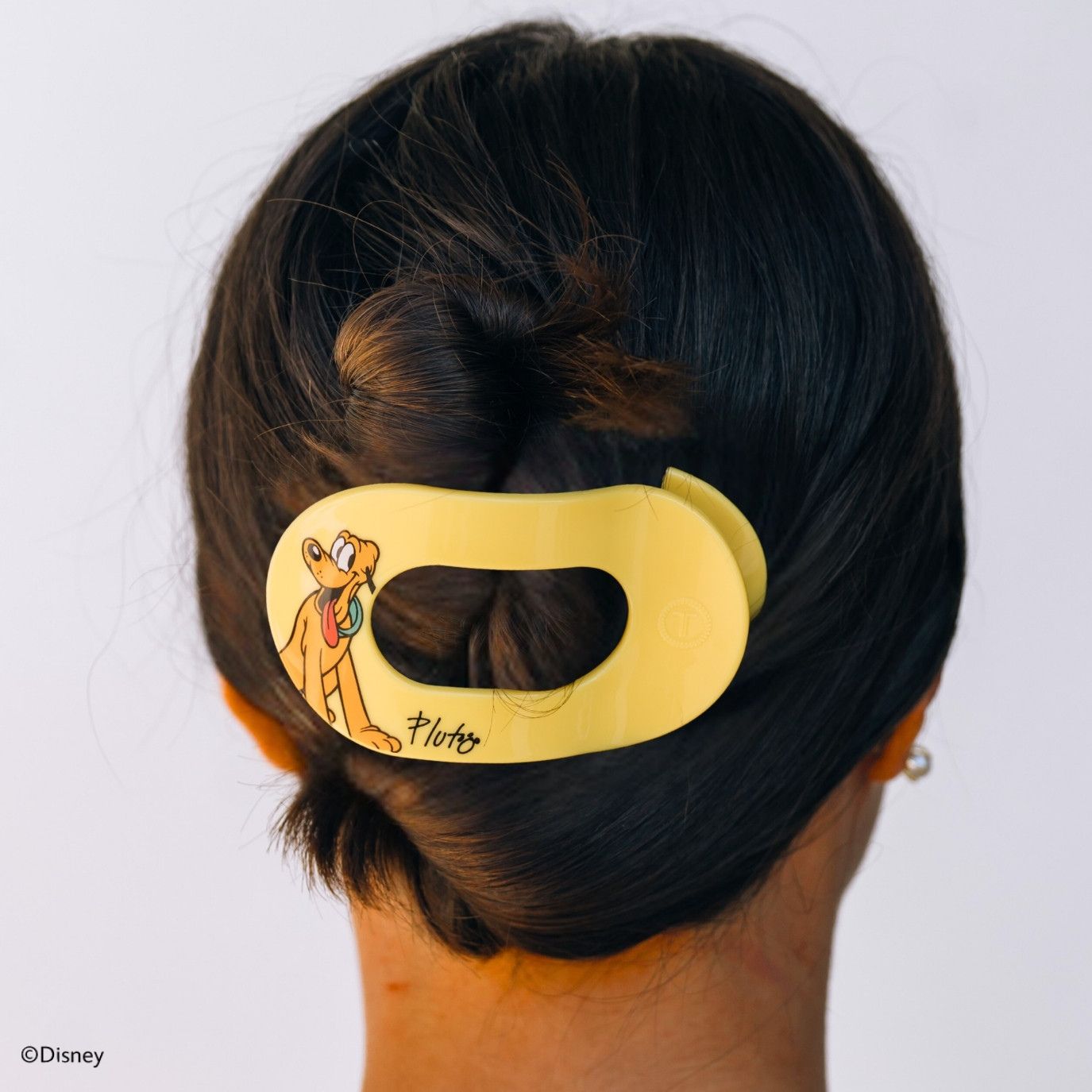 Pluto Large Flat Round Hair Clip