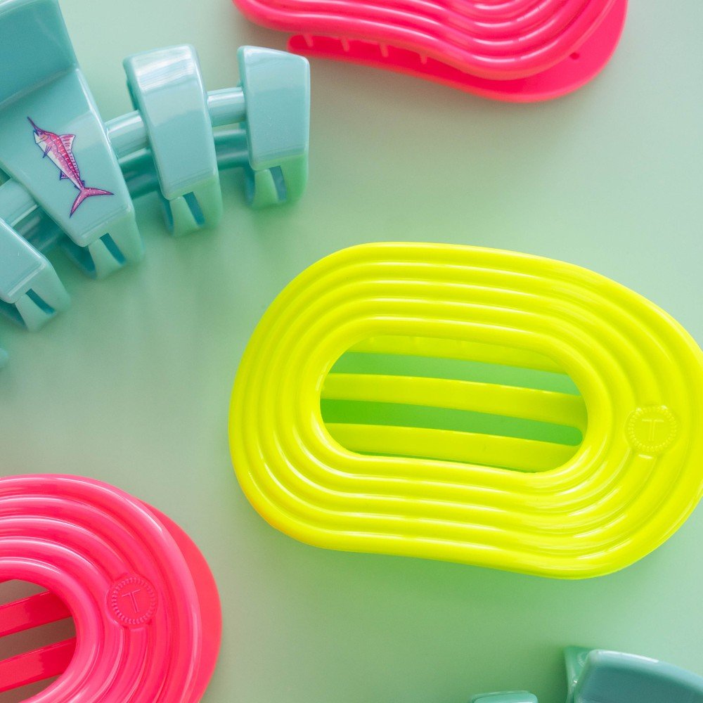 Palm Glow Medium Flat Round Hair Clip